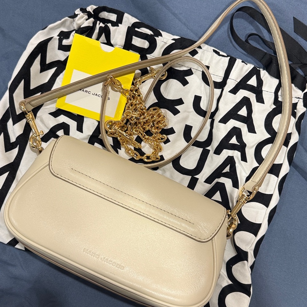Marc Jacobs Clover Shoulder Bag - Picture 2 of 6
